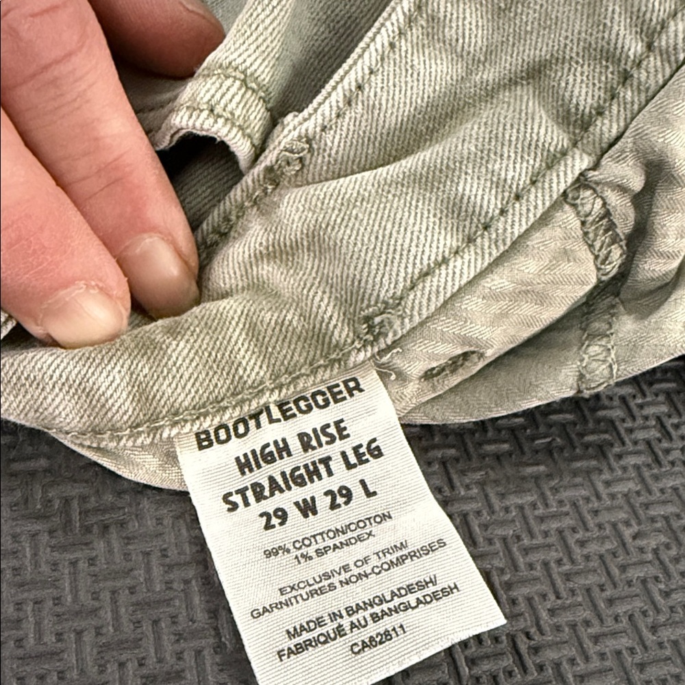 Olive green Women's Jeans - Picture 3 of 7